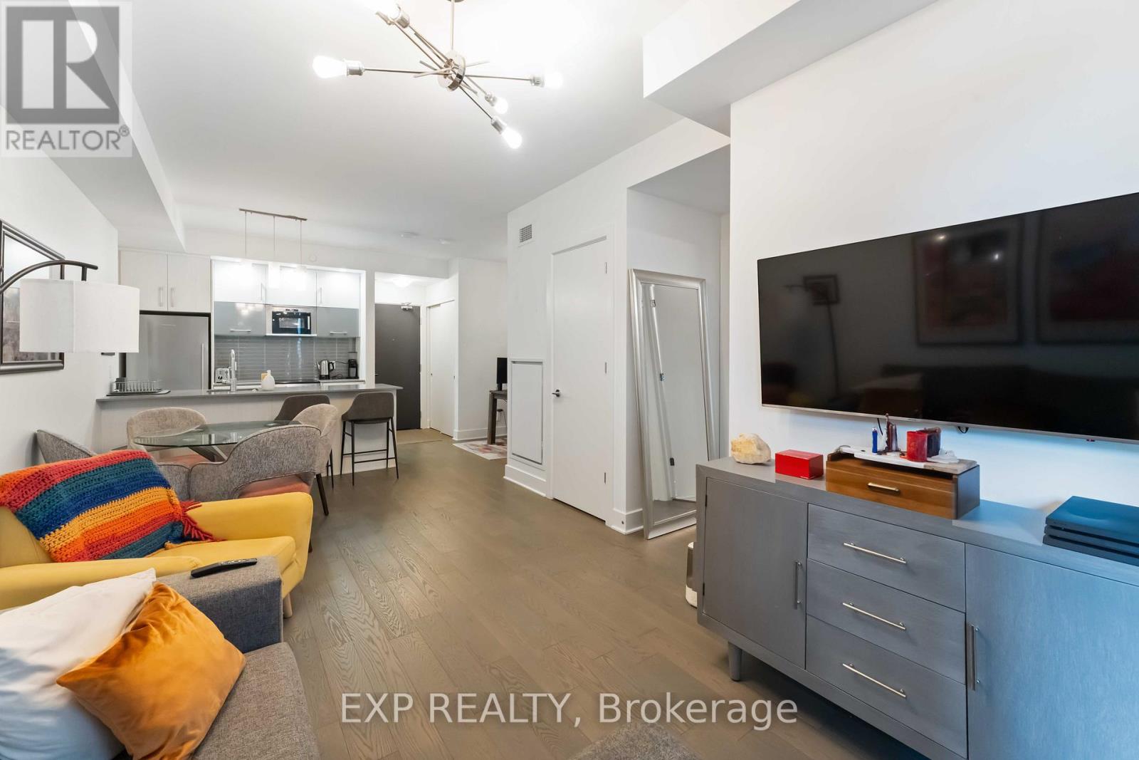 206 - 255 Bay Street, Ottawa, Ontario  K1R 0C5 - Photo 16 - X12331576