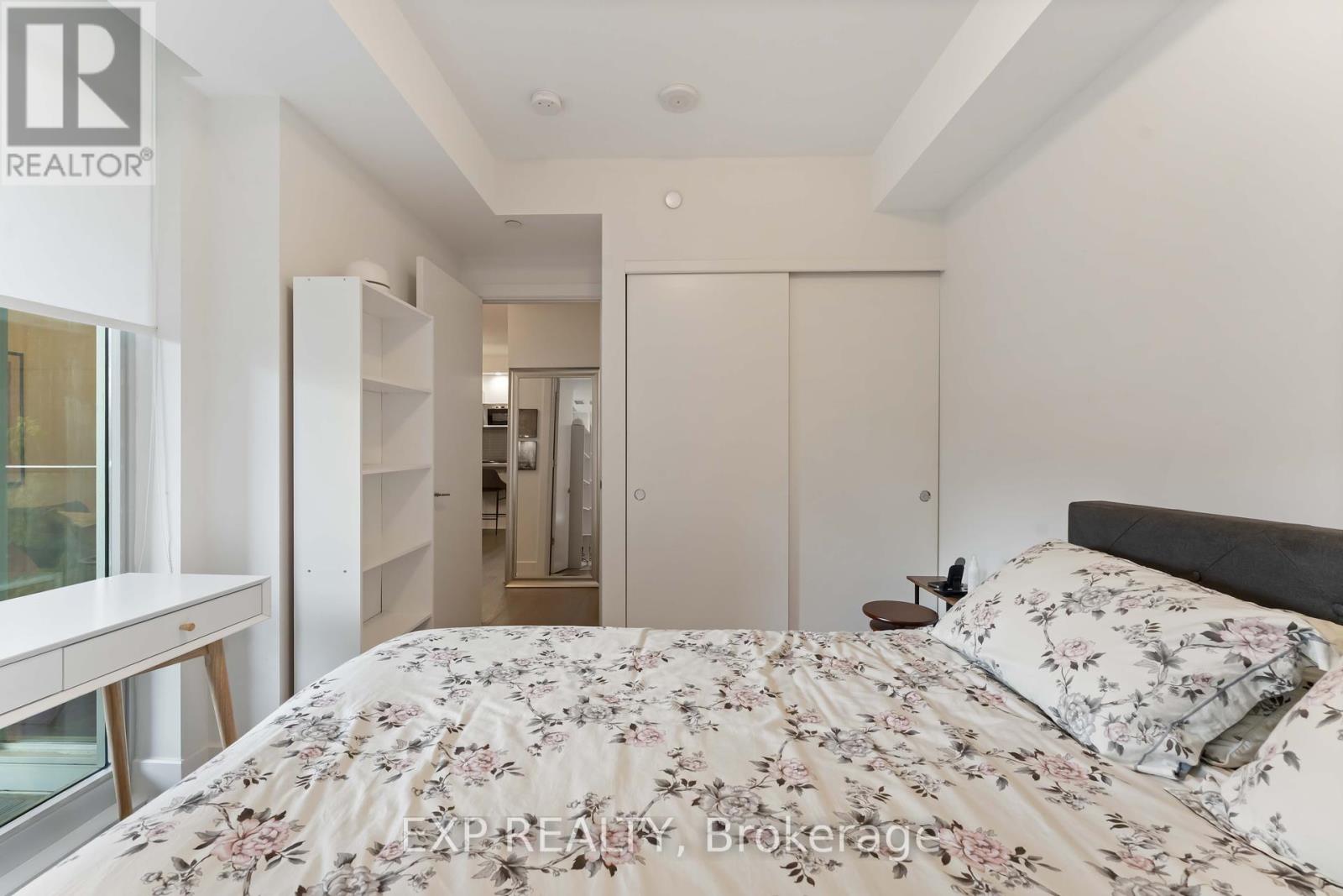 206 - 255 Bay Street, Ottawa, Ontario  K1R 0C5 - Photo 17 - X12331576