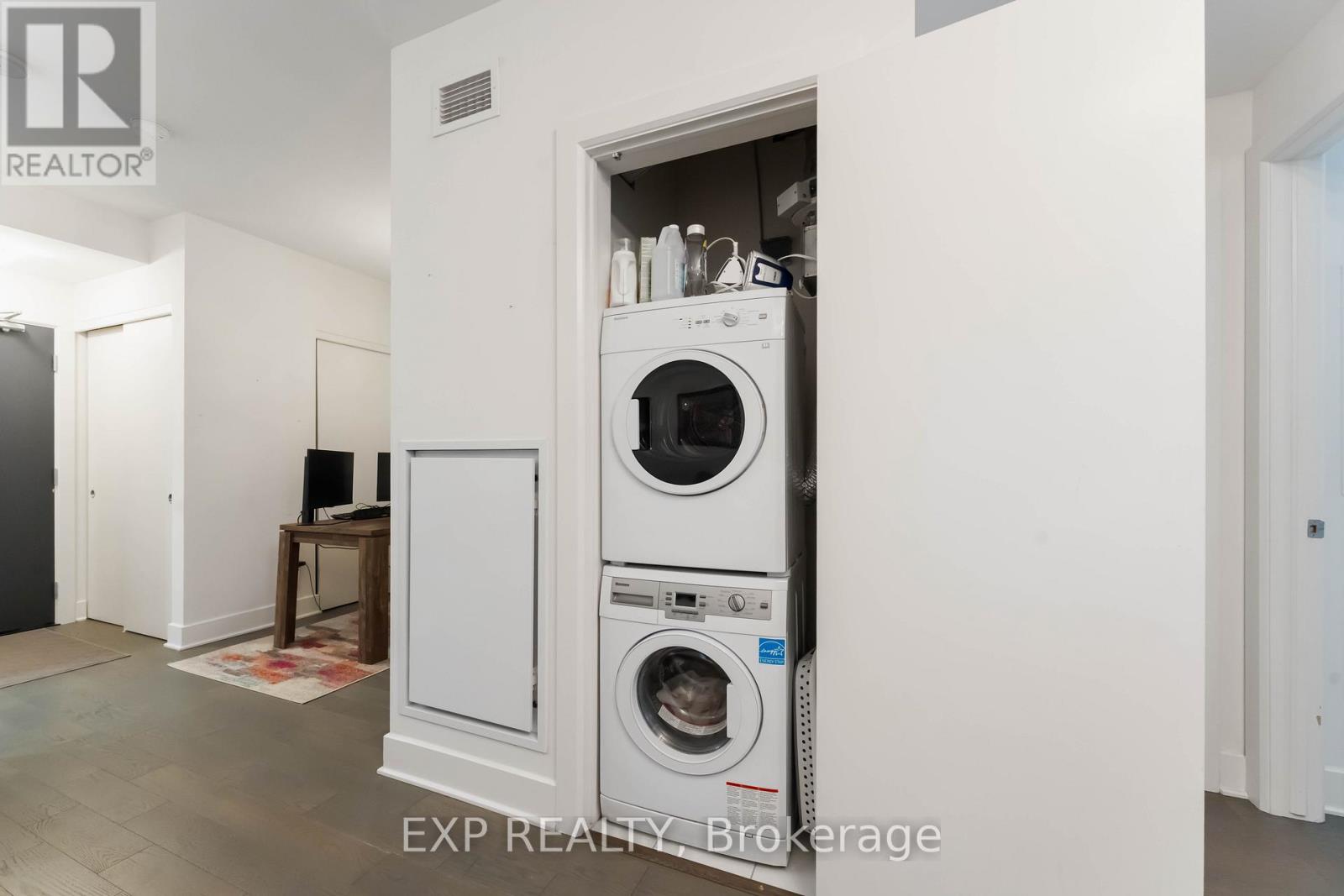 206 - 255 Bay Street, Ottawa, Ontario  K1R 0C5 - Photo 23 - X12331576