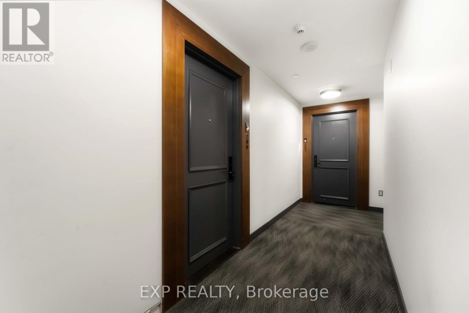 206 - 255 Bay Street, Ottawa, Ontario  K1R 0C5 - Photo 27 - X12331576