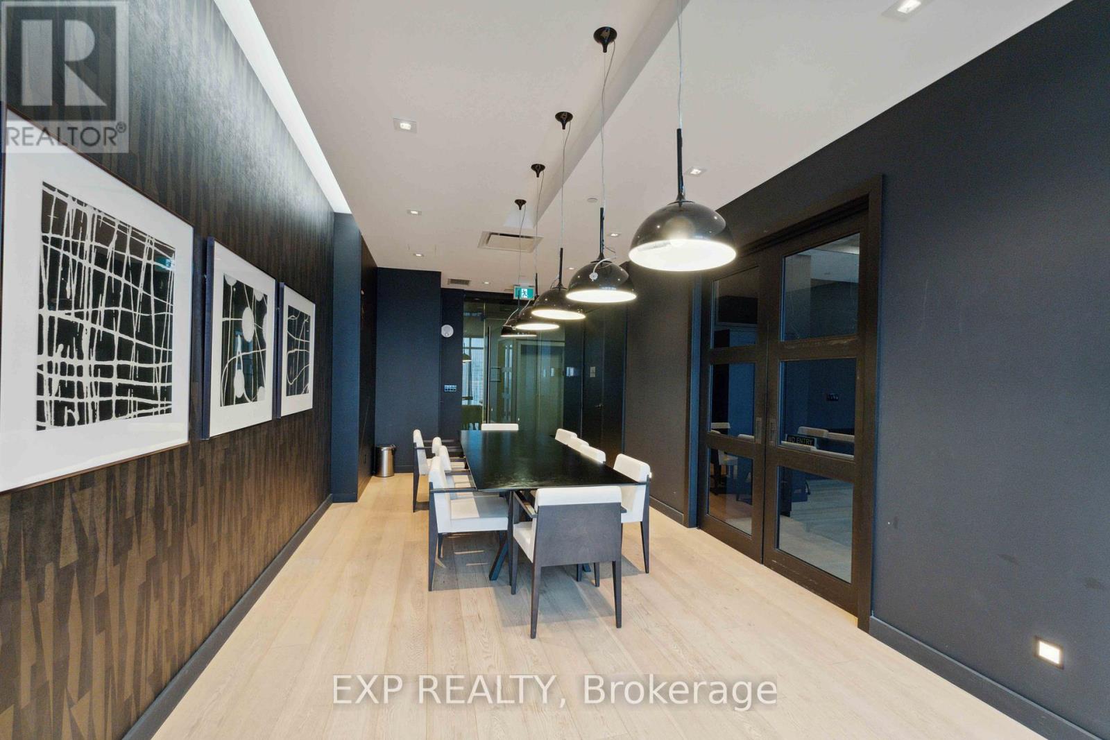 206 - 255 Bay Street, Ottawa, Ontario  K1R 0C5 - Photo 35 - X12331576