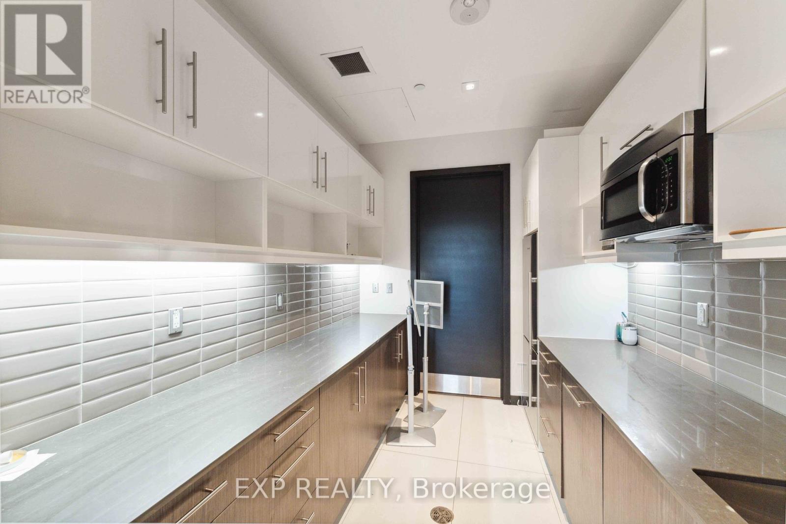 206 - 255 Bay Street, Ottawa, Ontario  K1R 0C5 - Photo 38 - X12331576