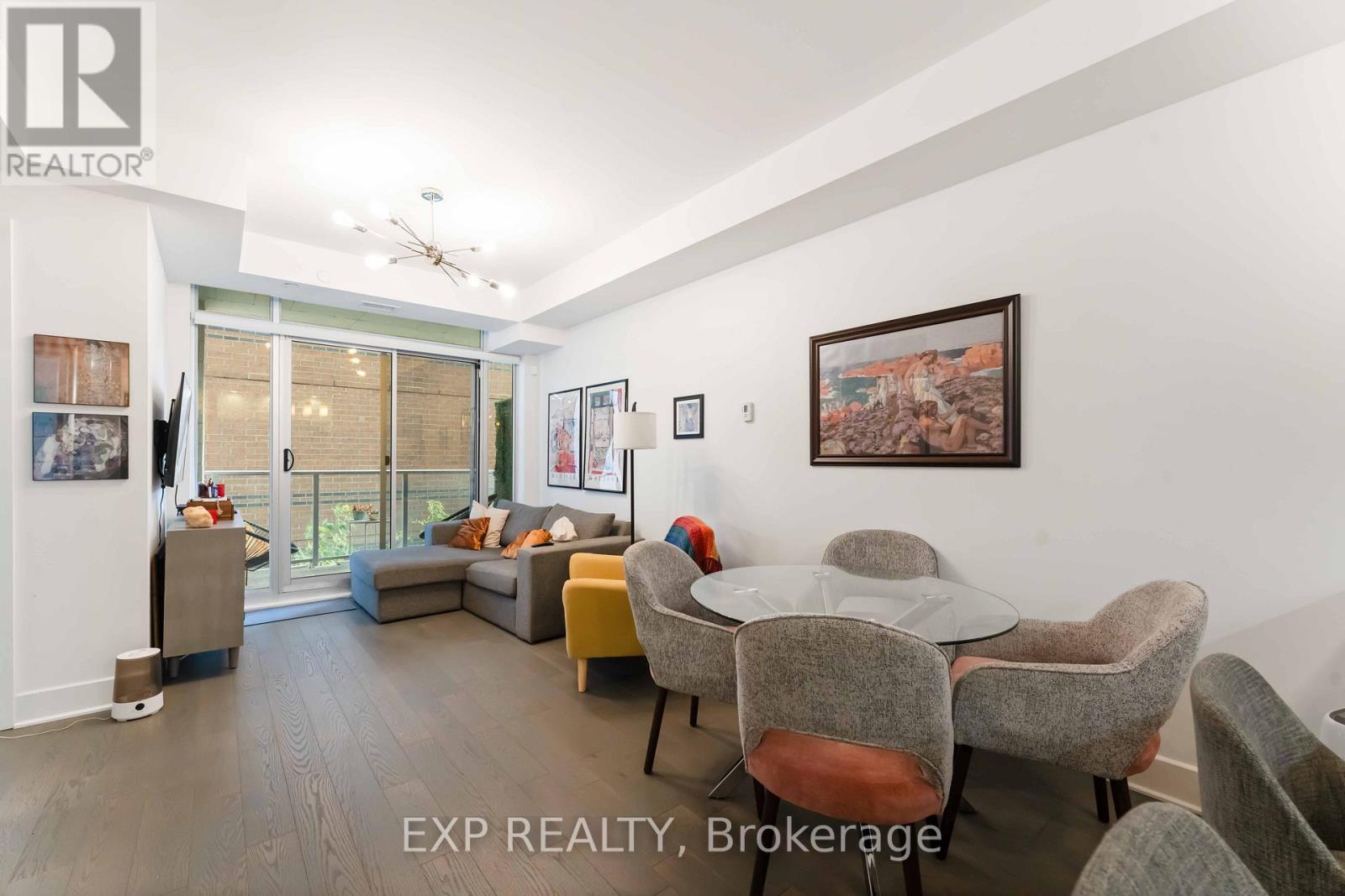 206 - 255 Bay Street, Ottawa, Ontario  K1R 0C5 - Photo 9 - X12331576