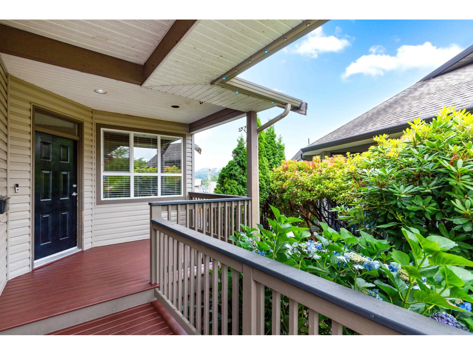 Property at 32961 HAWTHORNE AVENUE image 3