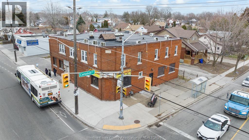 MLS# 25019816: 1683 COLLEGE, Windsor, Canada