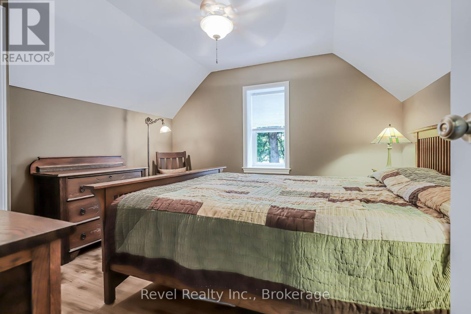 382 2nd Avenue Se, Georgian Bluffs, Ontario  N4K 5T1 - Photo 31 - X12157362