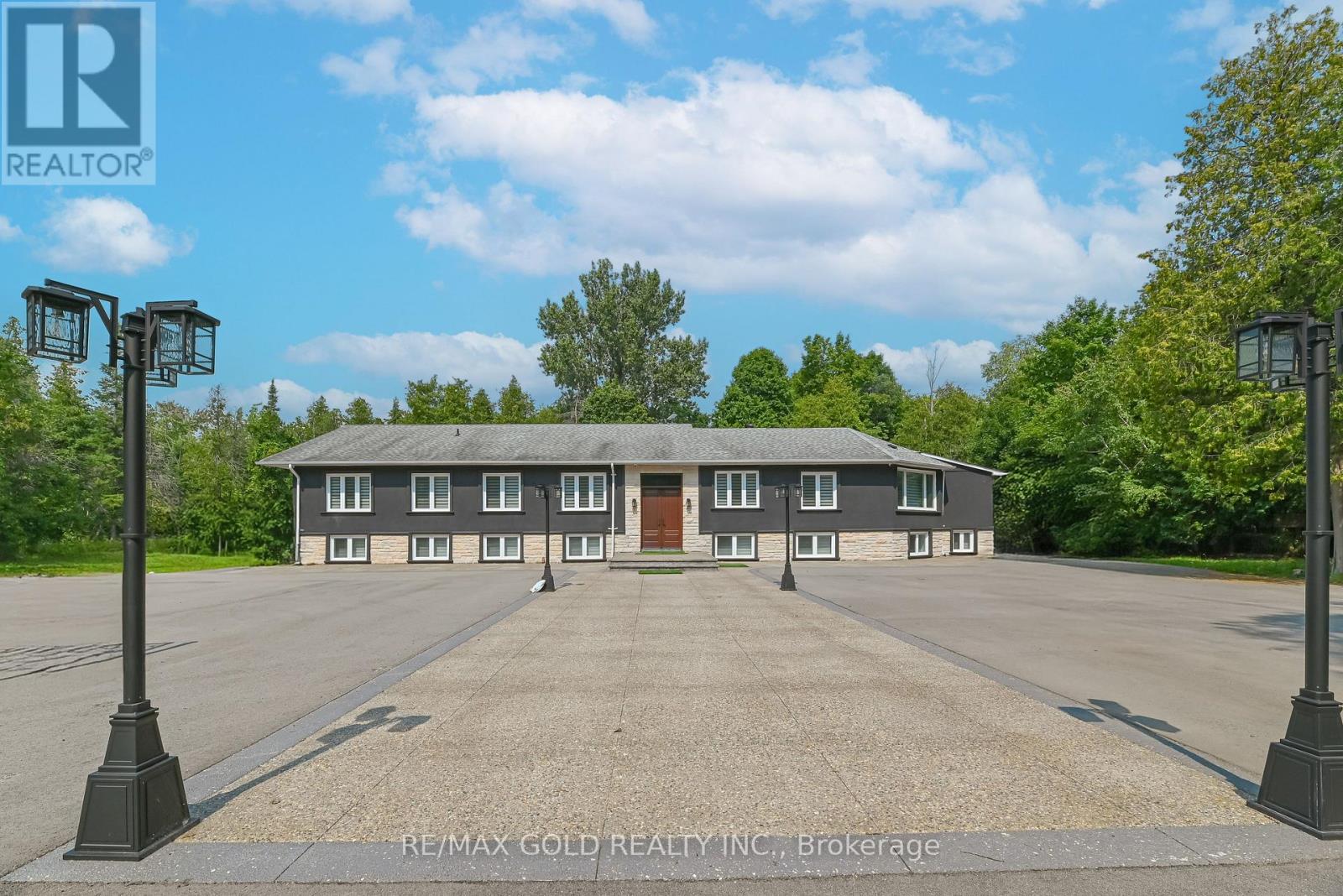 12373 Highway 7, Halton Hills, Ontario  L7G 4S4 - Photo 5 - W12328290
