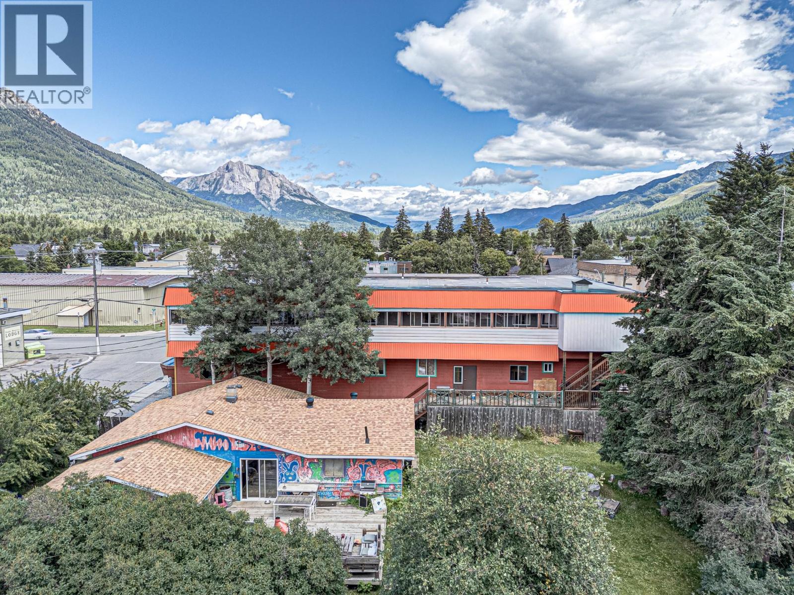 892 6th Avenue, Fernie, British Columbia  V0B 1M0 - Photo 64 - 10333468