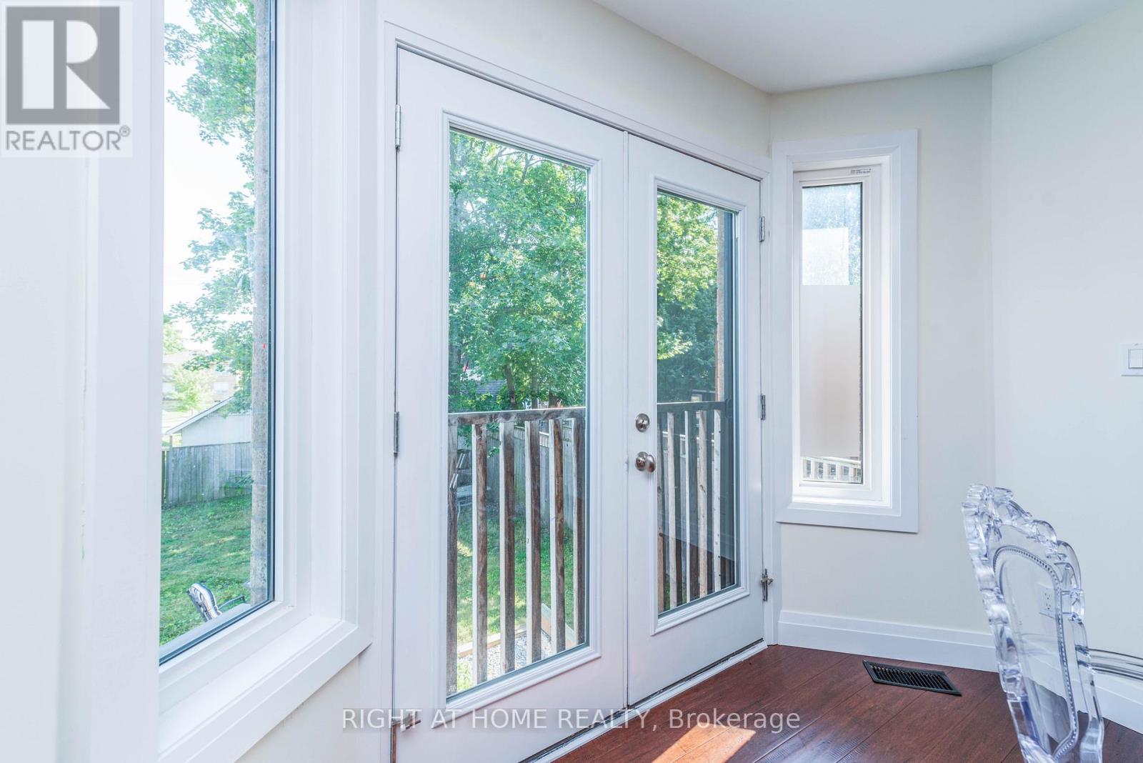 11 Ottaway Avenue, Barrie, Ontario  L4M 2W6 - Photo 21 - S12331578