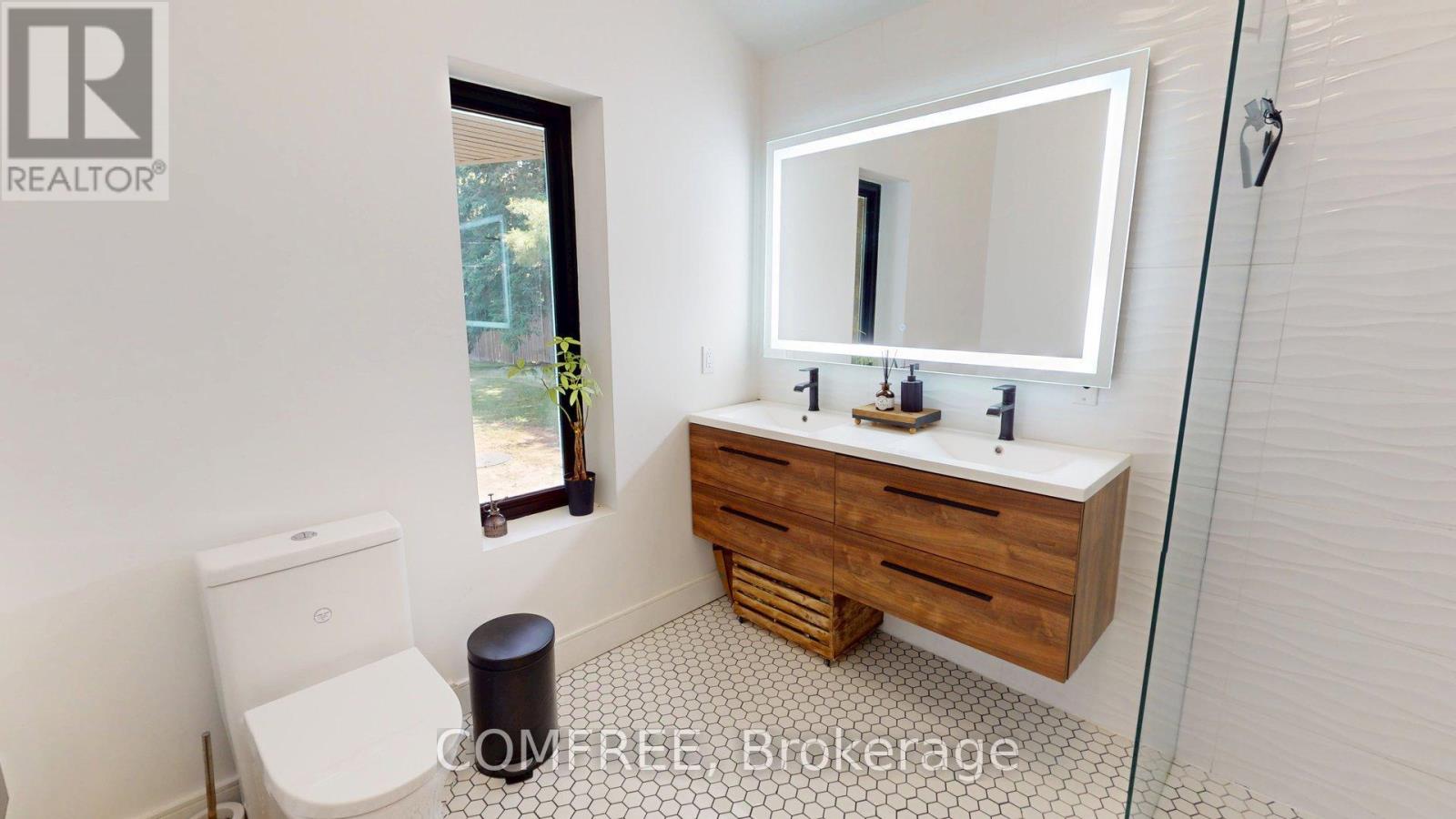 477 Fairview Street, Wilmot, Ontario  N3A 1M6 - Photo 17 - X12331613