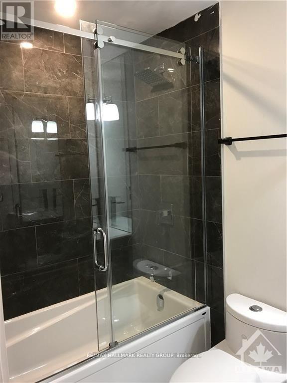 14 Thornton Avenue, Ottawa, Ontario  K1S 2R9 - Photo 22 - X12331651