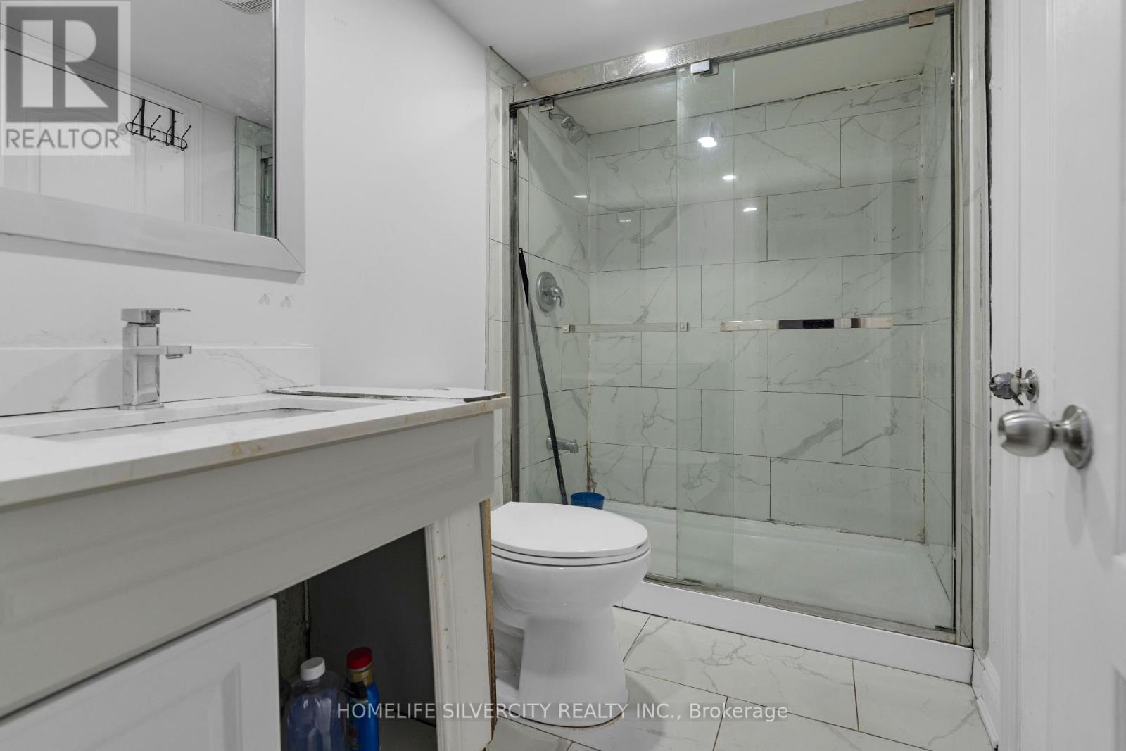 1 Studley Street, Mississauga, Ontario  L4T 1H9 - Photo 18 - W12331567