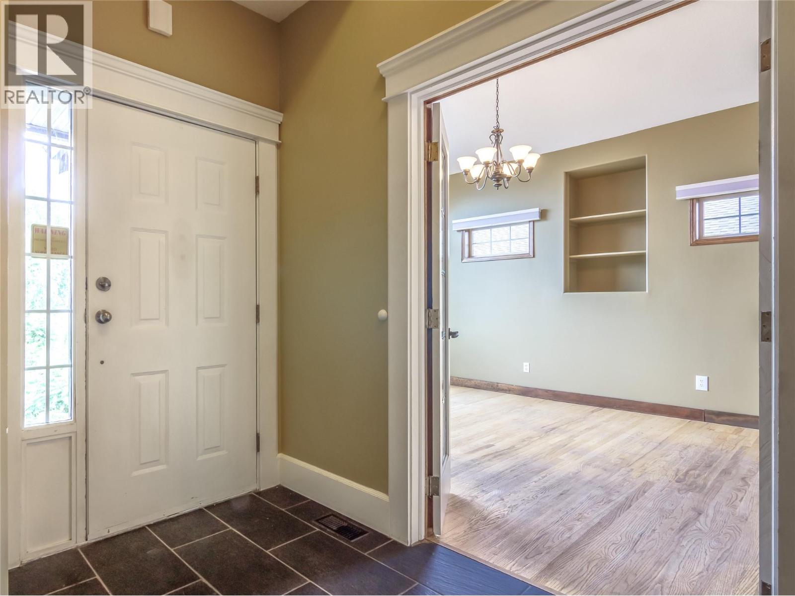 192 Lakehill Road, Kaleden, British Columbia  V0H 1K0 - Photo 13 - 10357563