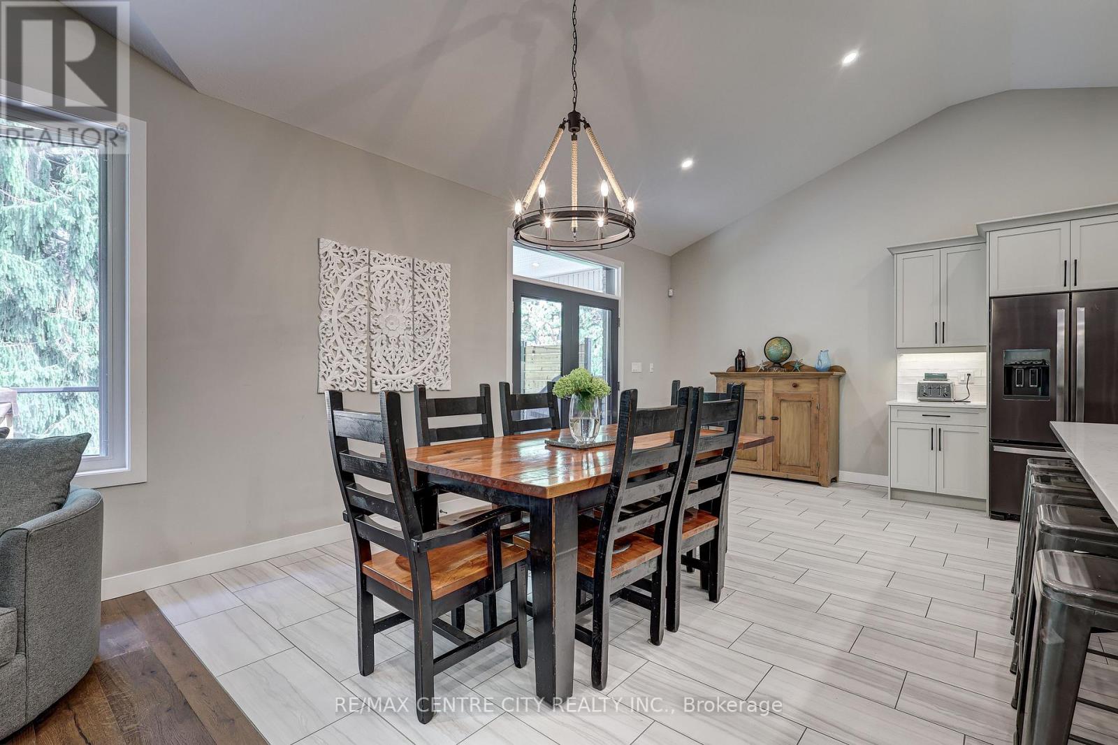 4799 Sunset Road, Central Elgin, Ontario  N5L 1J1 - Photo 20 - X12331357