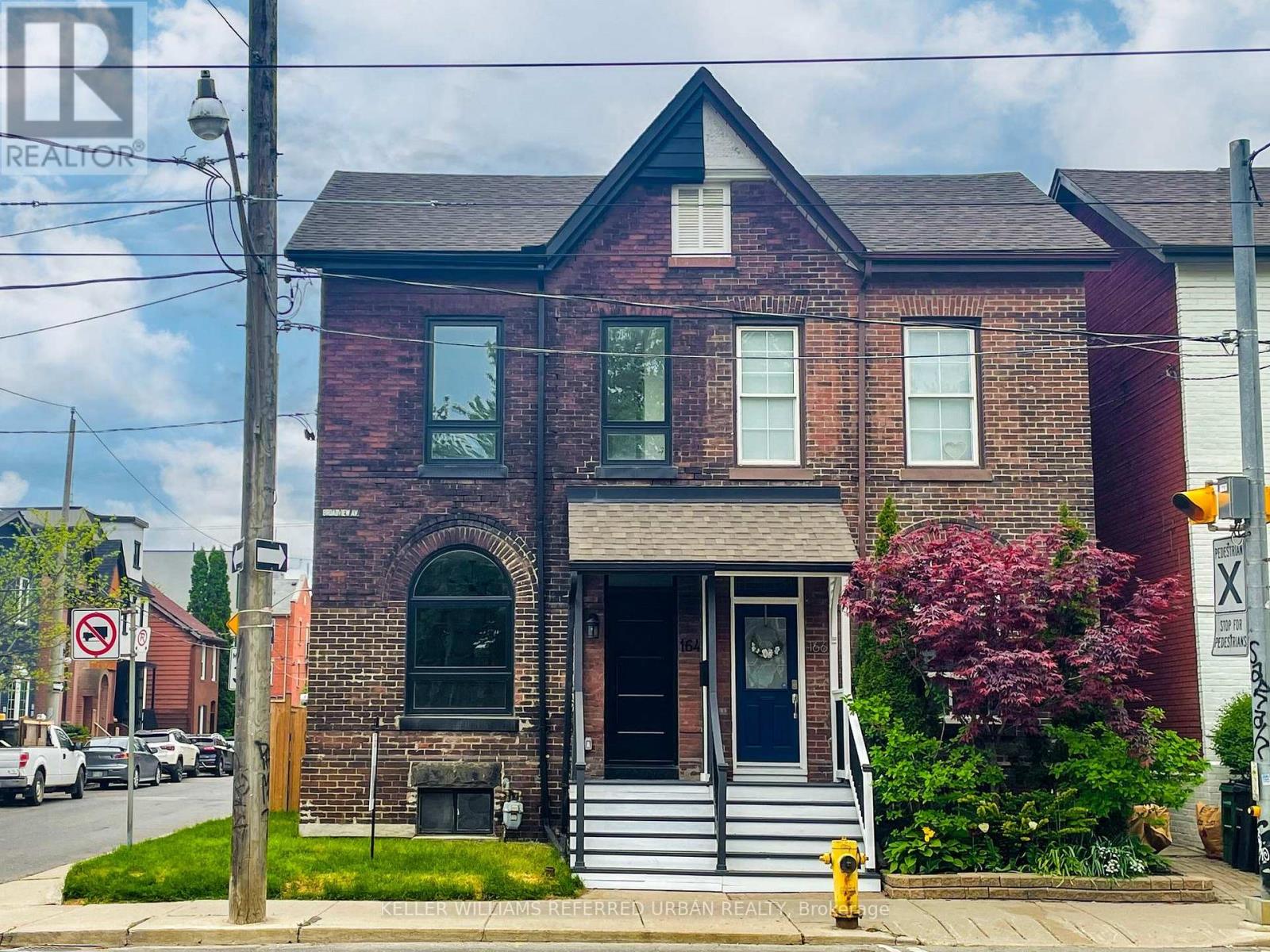 Property at 164 BROADVIEW AVENUE image 1
