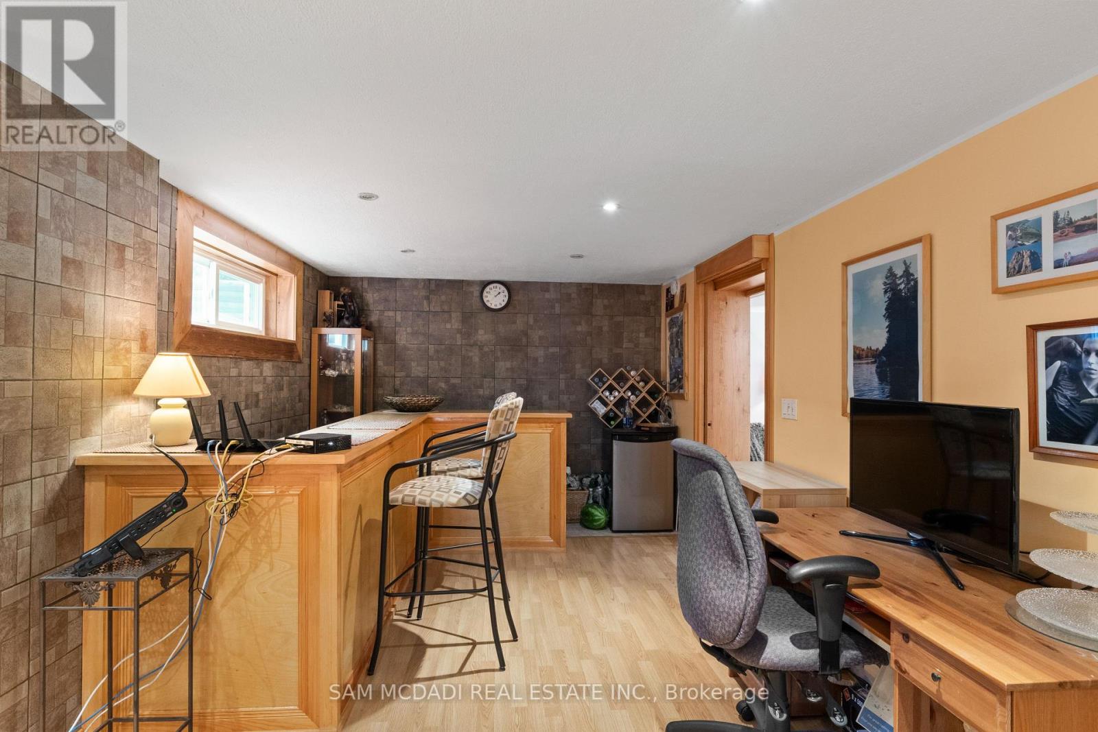 1300 Twin Oaks Dell, Mississauga, Ontario  L5H 3J8 - Photo 28 - W12331648