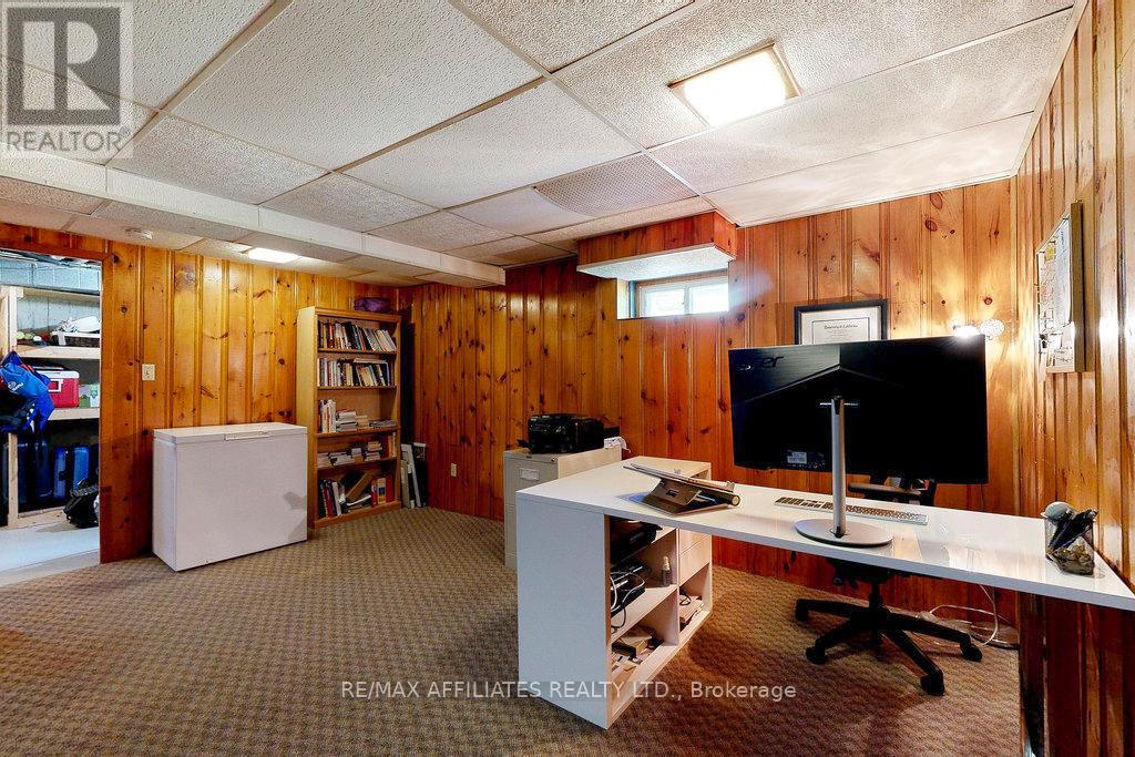22 Red Maple Crescent, Ottawa, Ontario  K1B 3Z3 - Photo 30 - X12331702