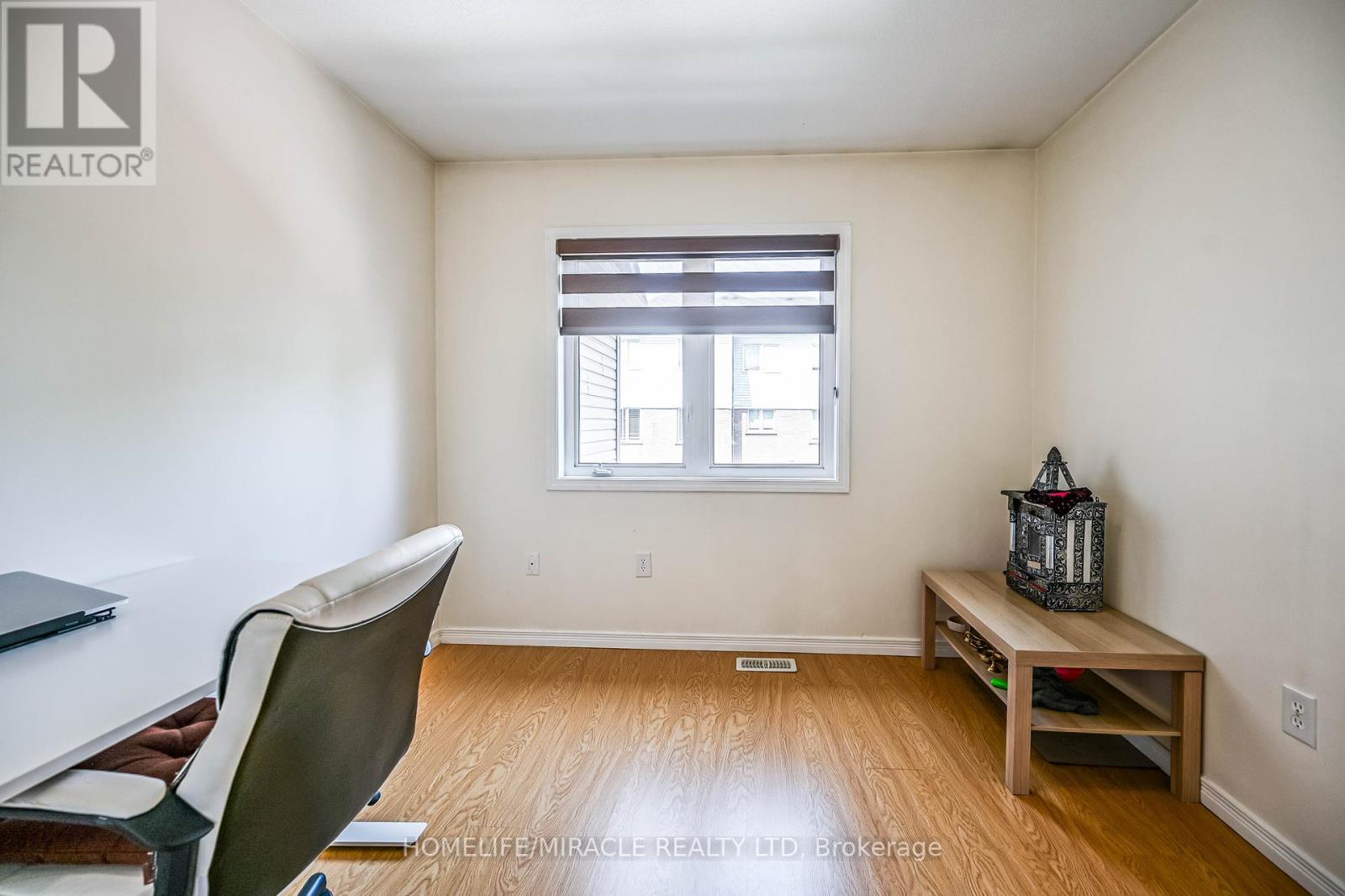 39 Newport Crescent, Hamilton, Ontario  L9A 0B2 - Photo 19 - X12331604