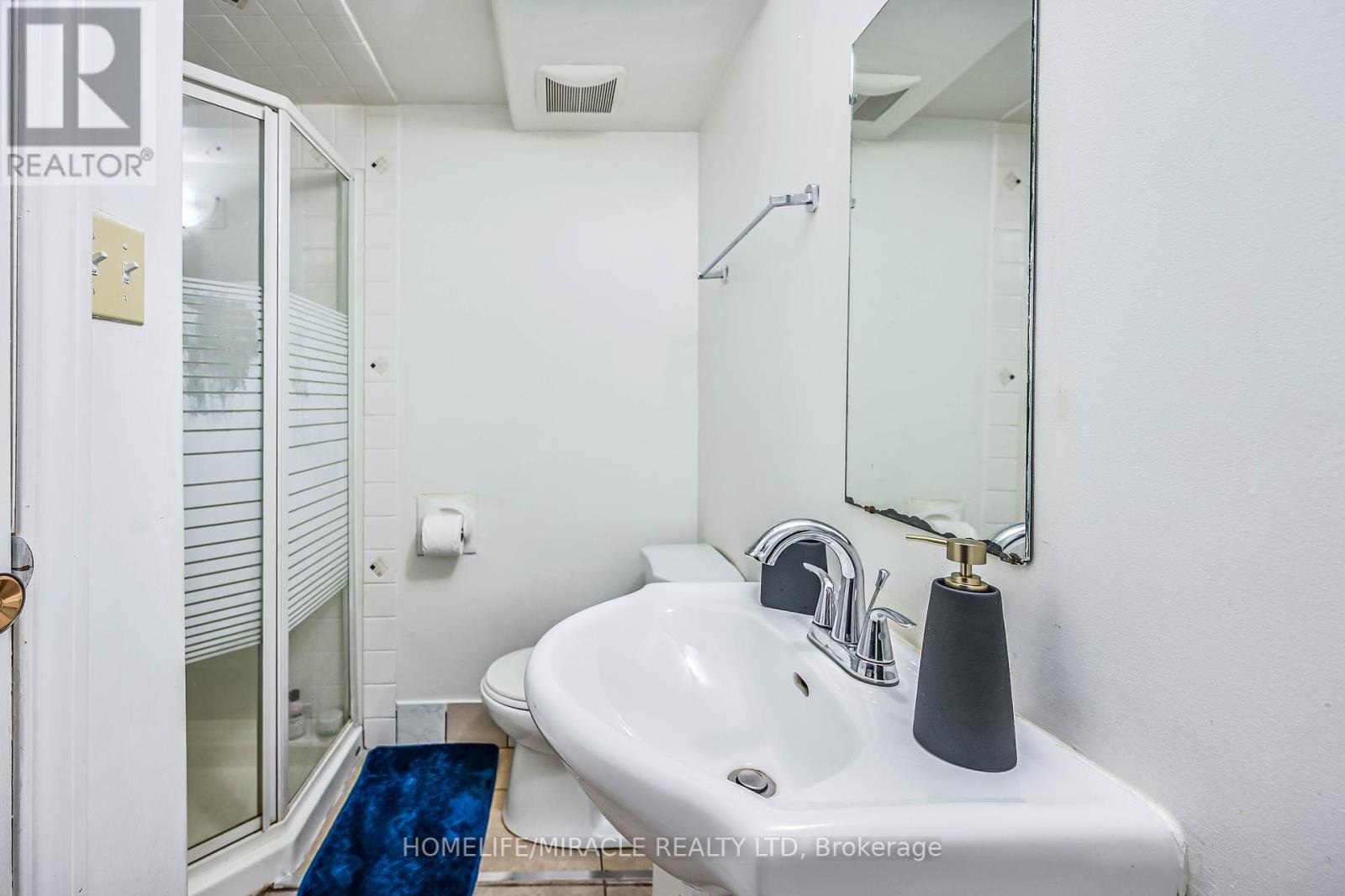 39 Newport Crescent, Hamilton, Ontario  L9A 0B2 - Photo 27 - X12331604