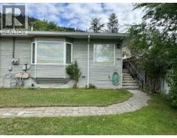 B 32 LAKEVIEW AVENUE