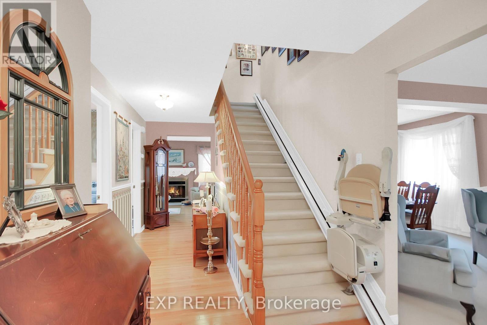 Property at 2104 GARDENWAY DRIVE image 4