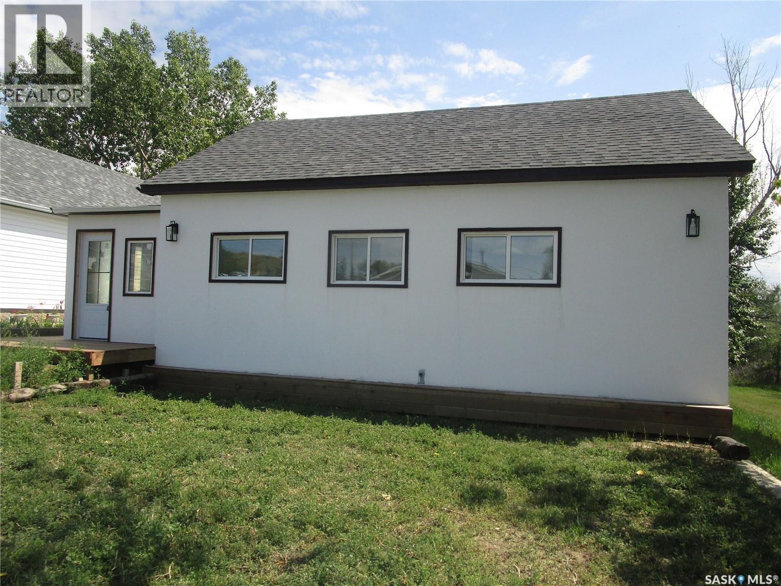2011 1st STREET S, Rockglen, Saskatchewan