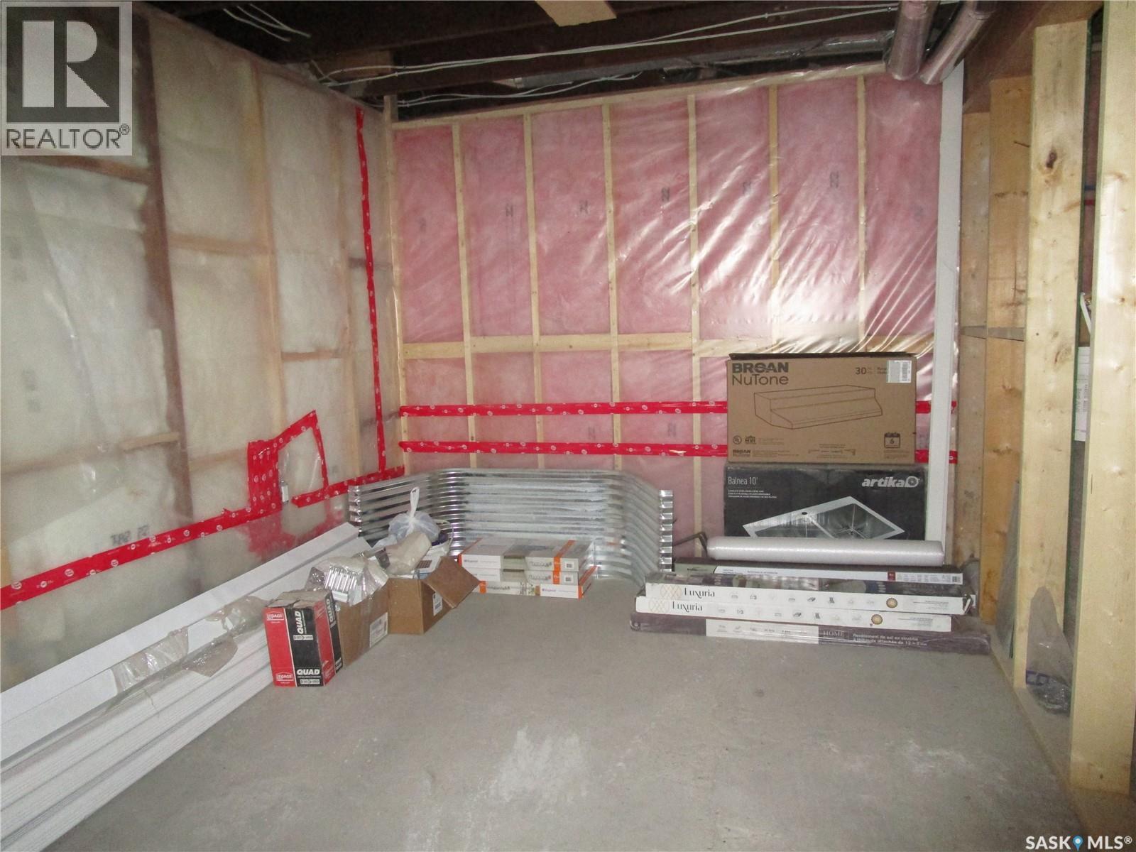2011 1st Street S, Rockglen, Saskatchewan  S0H 3R0 - Photo 14 - SK014813