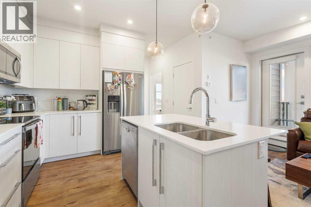 Property at 2415, 681 Savanna Boulevard NE image 2