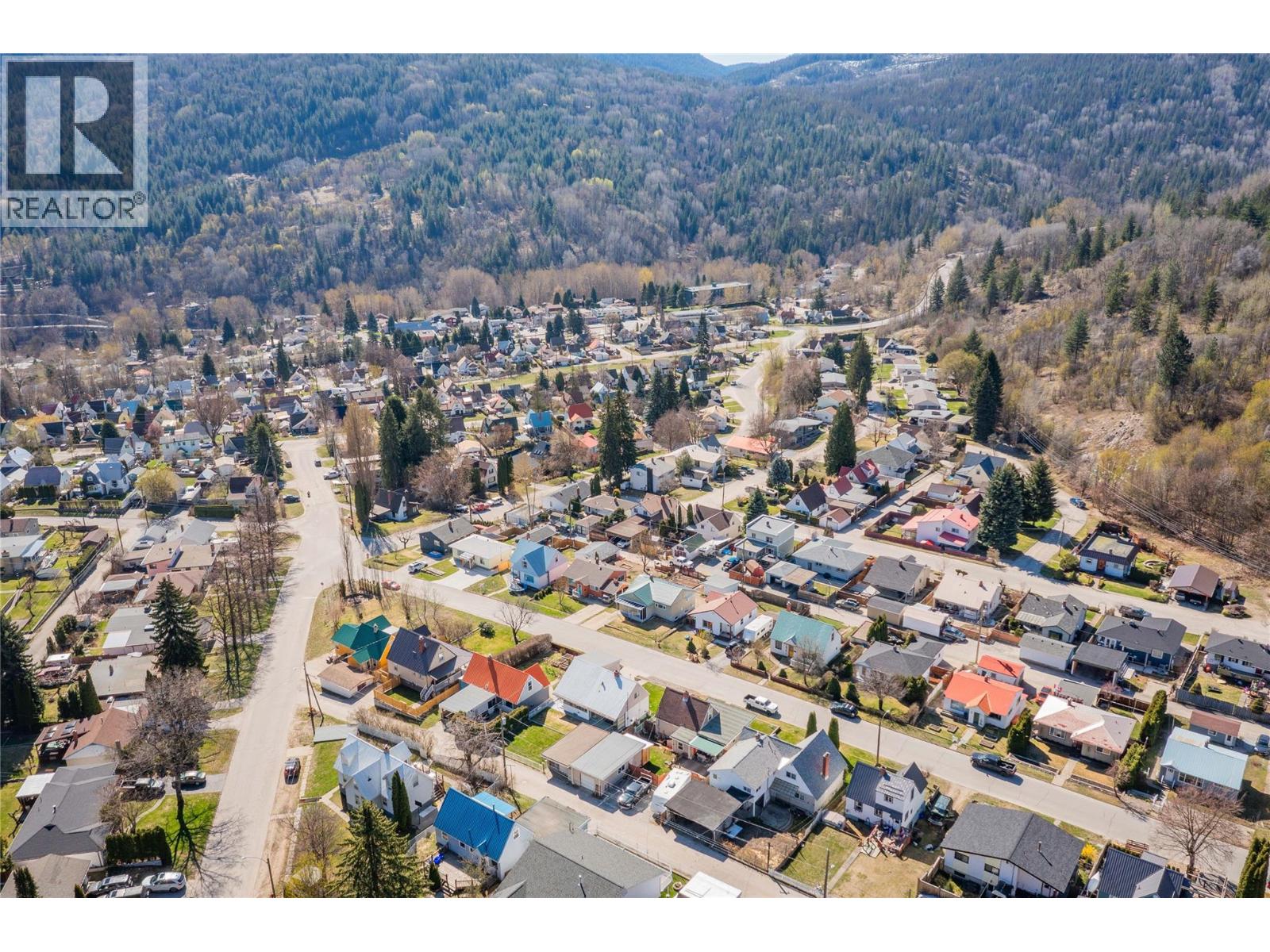 945 Thackeray Street, Warfield, British Columbia  V1R 2C3 - Photo 55 - 10358730