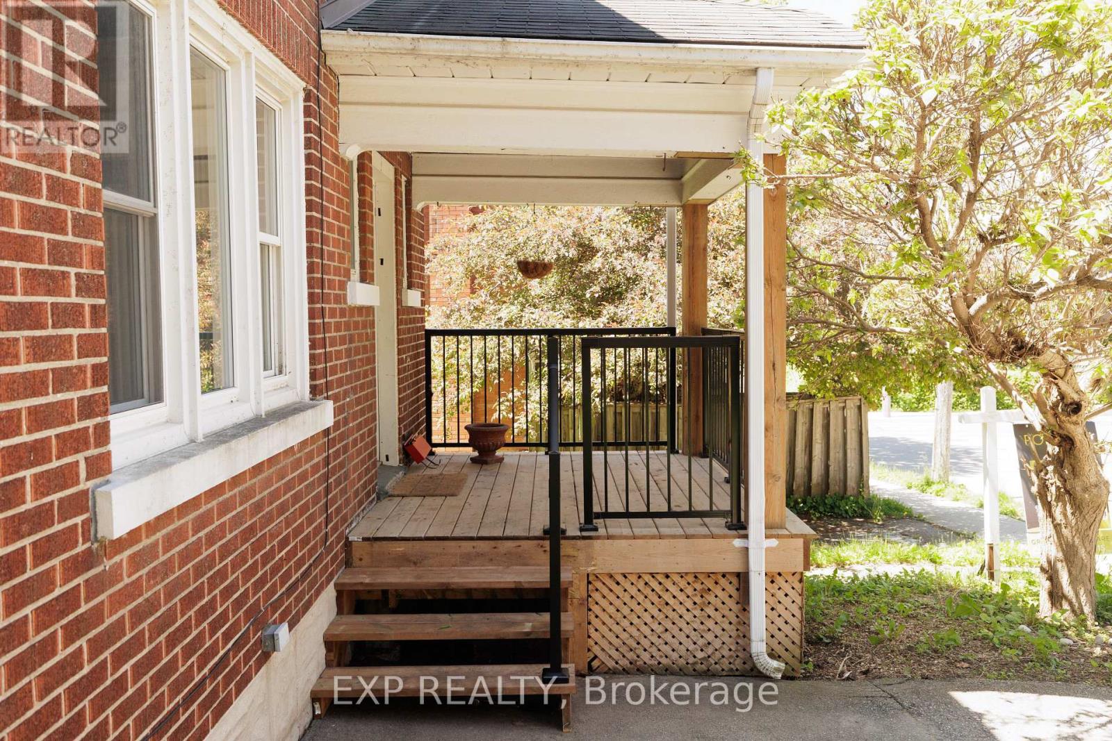 Property at 349 LUELLA STREET image 3