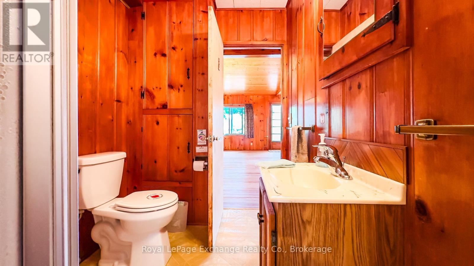 40 Vozka Drive S, Huron-Kinloss, Ontario  N2Z 0B3 - Photo 33 - X12277263