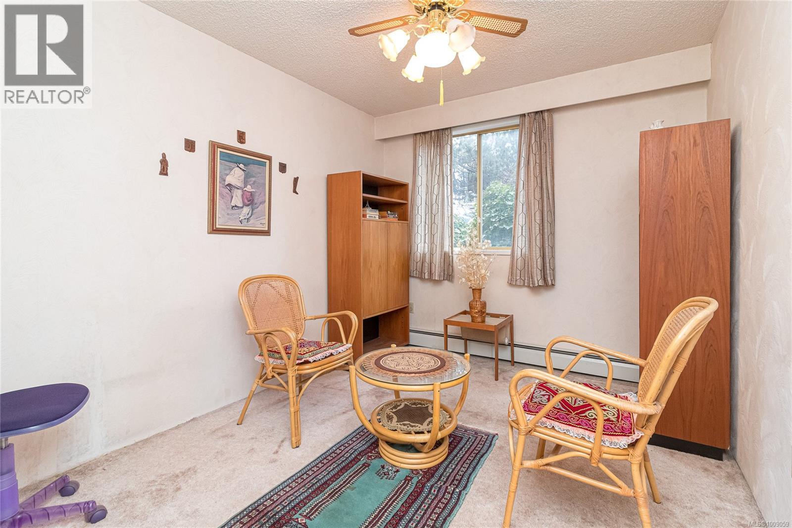 302 1025 Inverness Rd, Saanich, British Columbia  V8X 2S2 - Photo 17 - 1009059