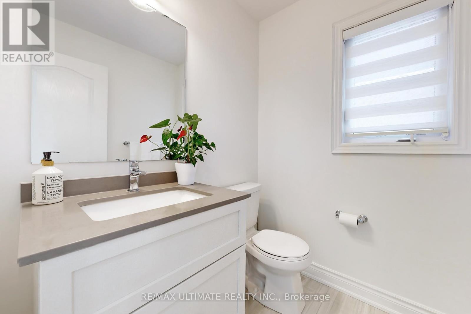 65 Tesla Crescent, East Gwillimbury, Ontario  L9N 0T3 - Photo 21 - N12330157