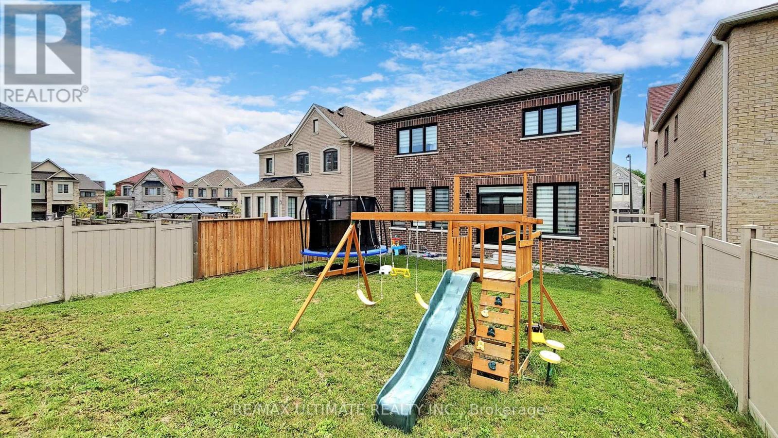 65 Tesla Crescent, East Gwillimbury, Ontario  L9N 0T3 - Photo 34 - N12330157