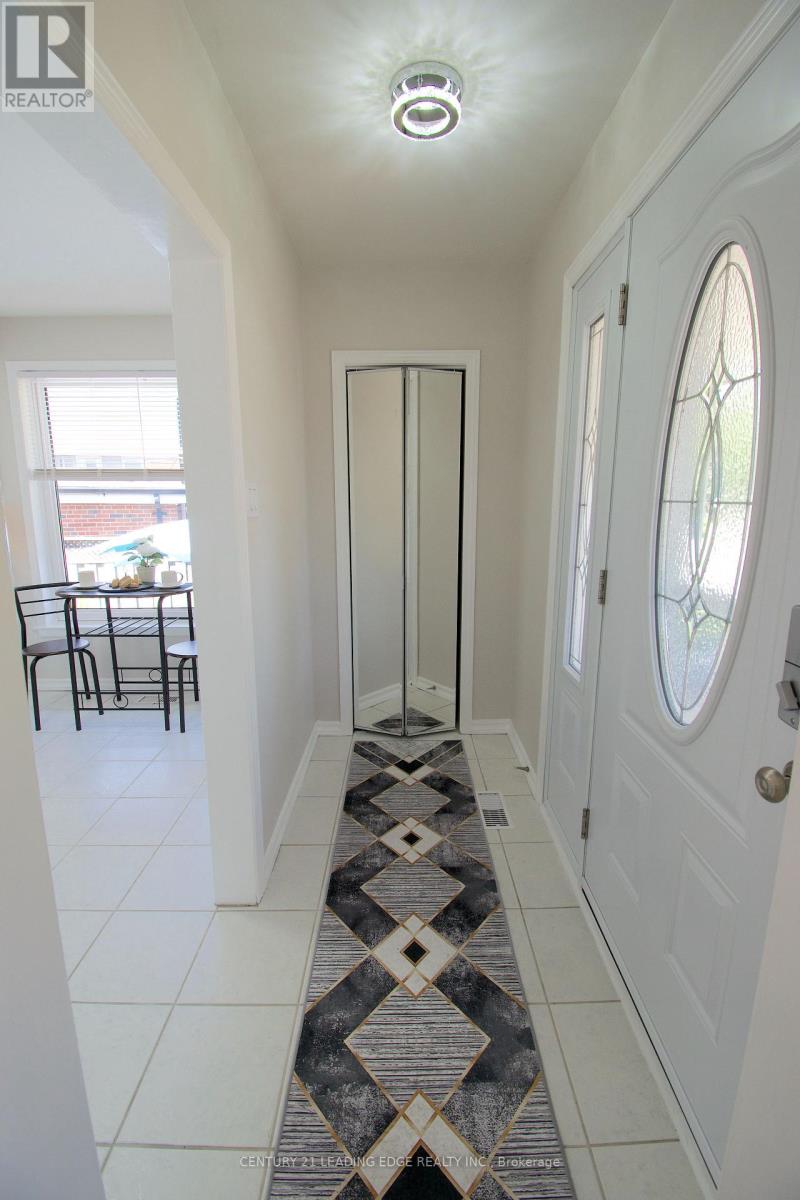 84 Allanford Road, Toronto (Tam O'shanter-Sullivan), Ontario  M1T 2N5 - Photo 11 - E12331716