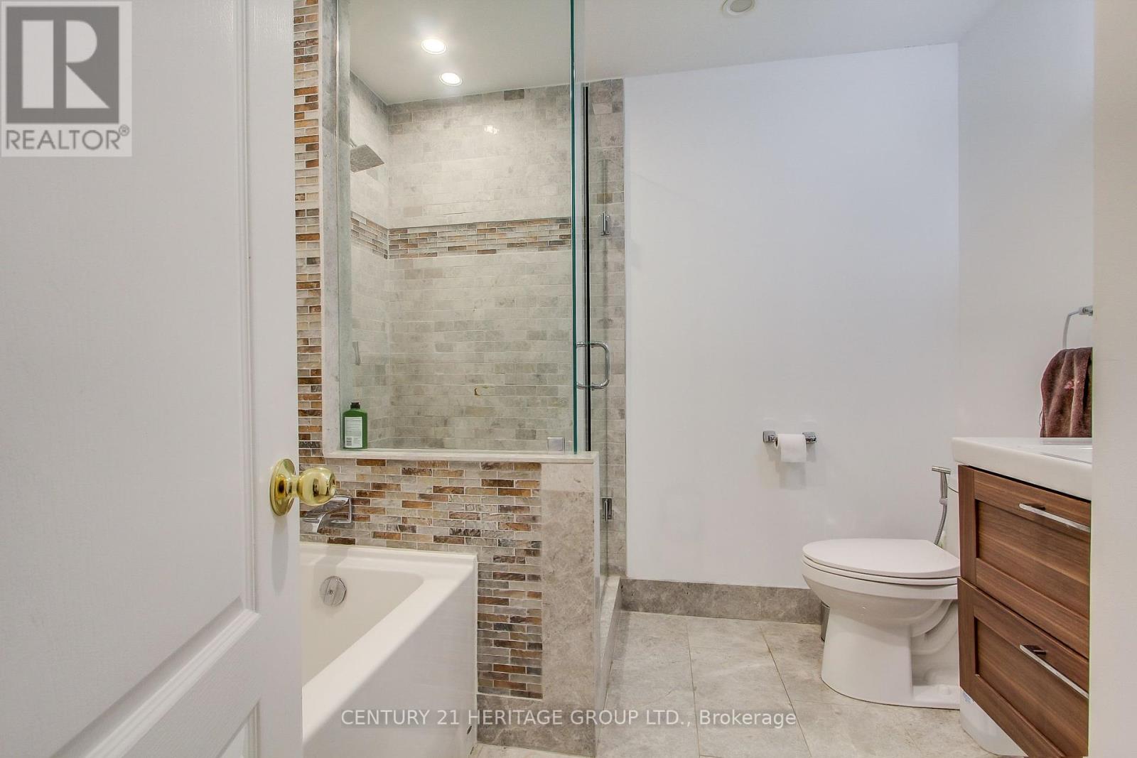 7670 19th Side Road, King, Ontario  L0G 1T0 - Photo 19 - N12331738