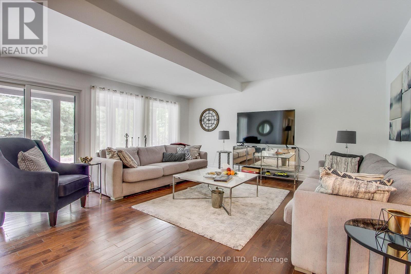 7670 19th Side Road, King, Ontario  L0G 1T0 - Photo 6 - N12331738