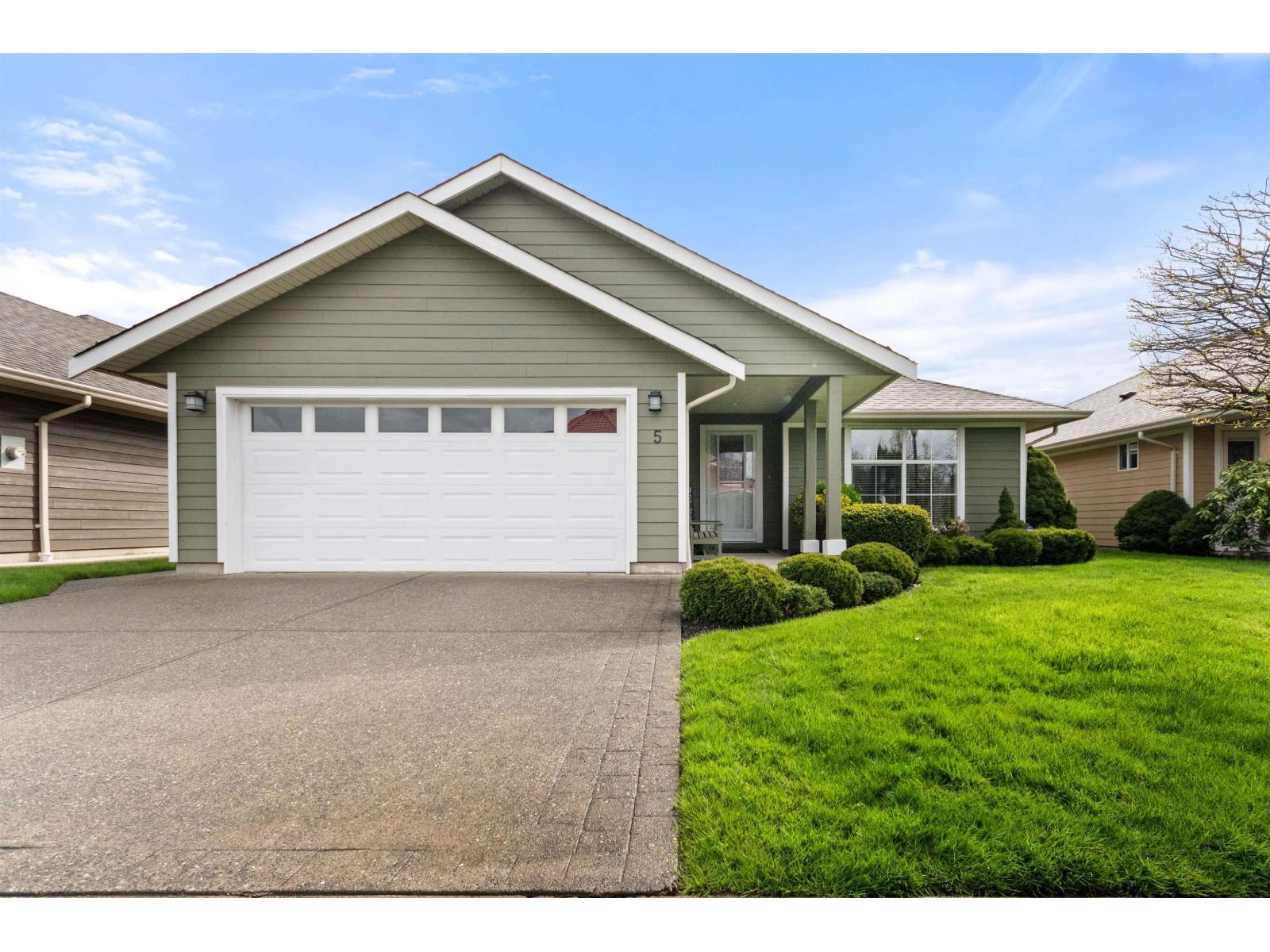 Property at 5 7291 MORROW ROAD image 2