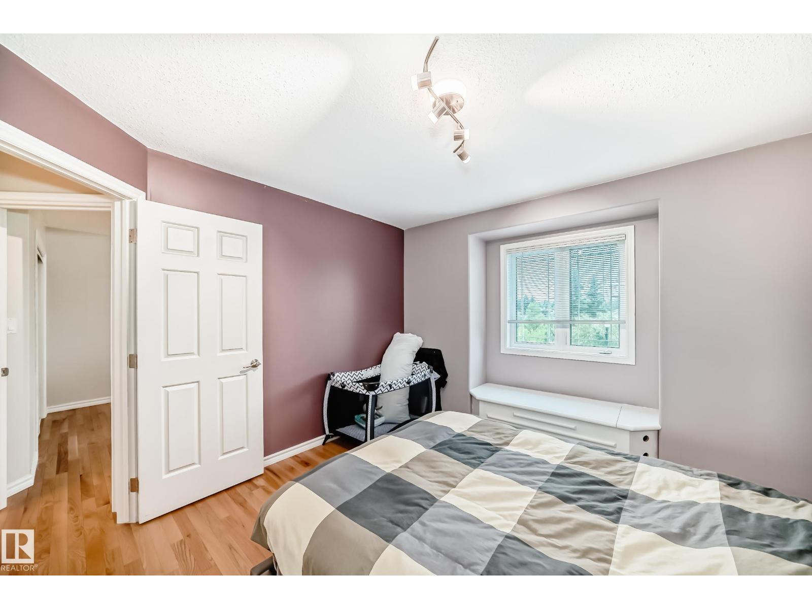 946 Wallbridge Pl Nw, Edmonton, Alberta  T6M 2L7 - Photo 38 - E4451796