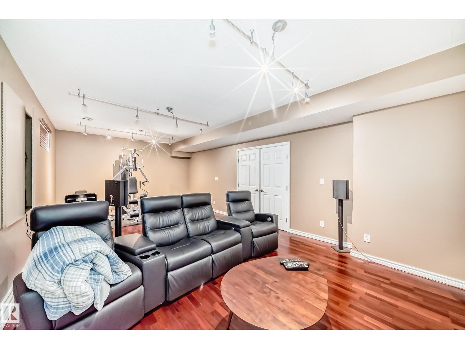 946 Wallbridge Pl Nw, Edmonton, Alberta  T6M 2L7 - Photo 51 - E4451796