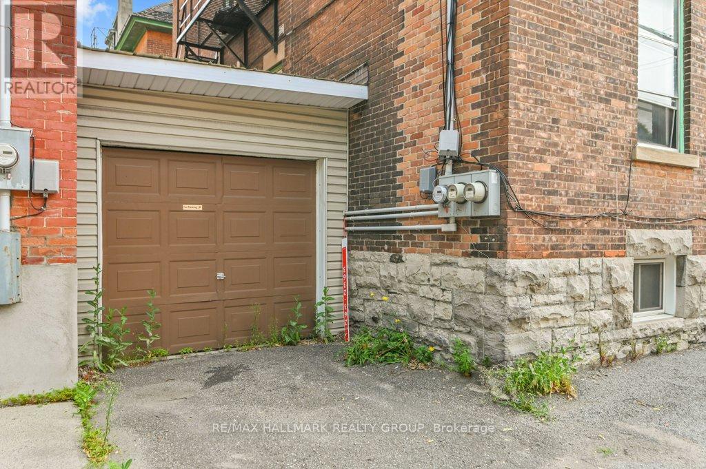 255 Fifth Avenue, Ottawa, Ontario  K1S 2N1 - Photo 4 - X12331780