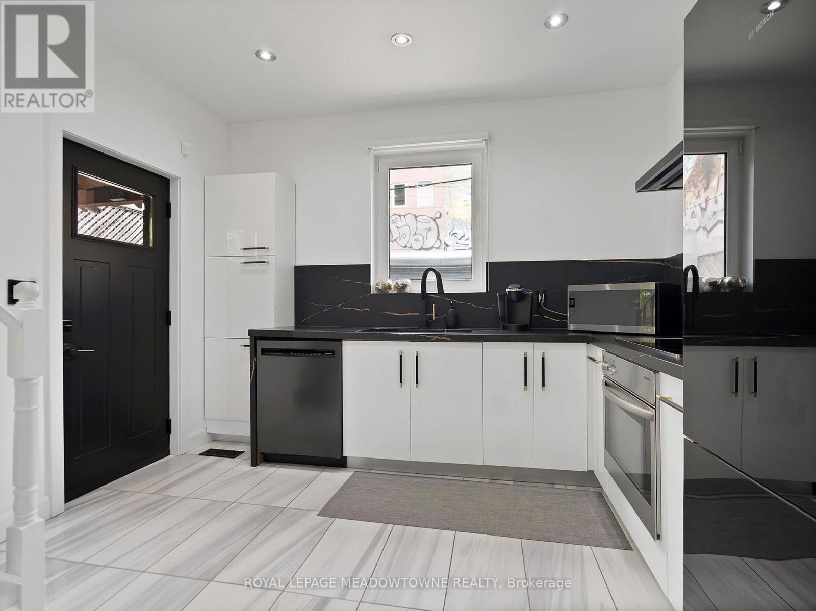 544 Richmond Street W, Toronto, Ontario  M5V 1Y4 - Photo 12 - C12331785