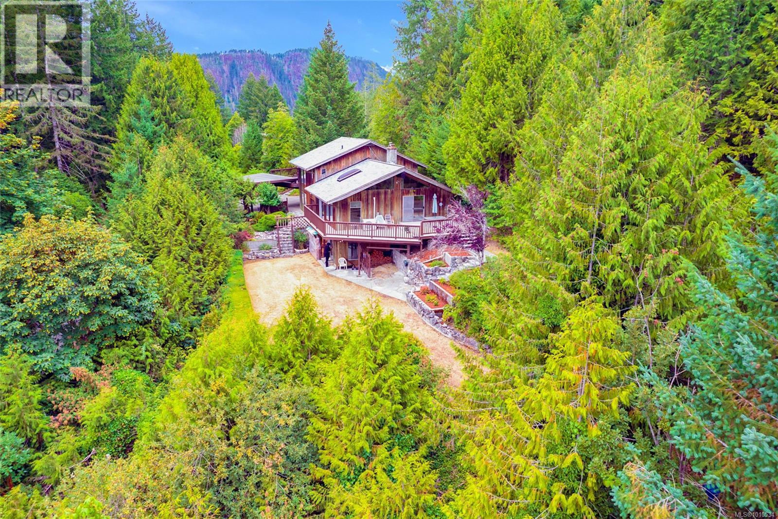 Property at 10106 Klitsa Dr image 5