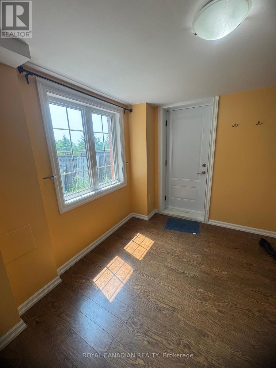1735 Esterbrook Drive S, Oshawa, Ontario  L1K 0J3 - Photo 2 - E12331783
