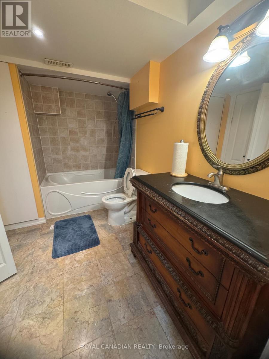 1735 Esterbrook Drive S, Oshawa, Ontario  L1K 0J3 - Photo 9 - E12331783