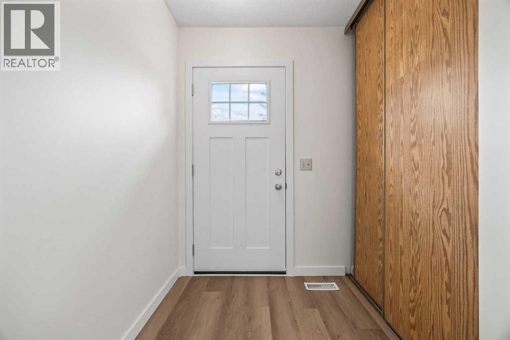 Property at 98 Martindale Drive NE image 3