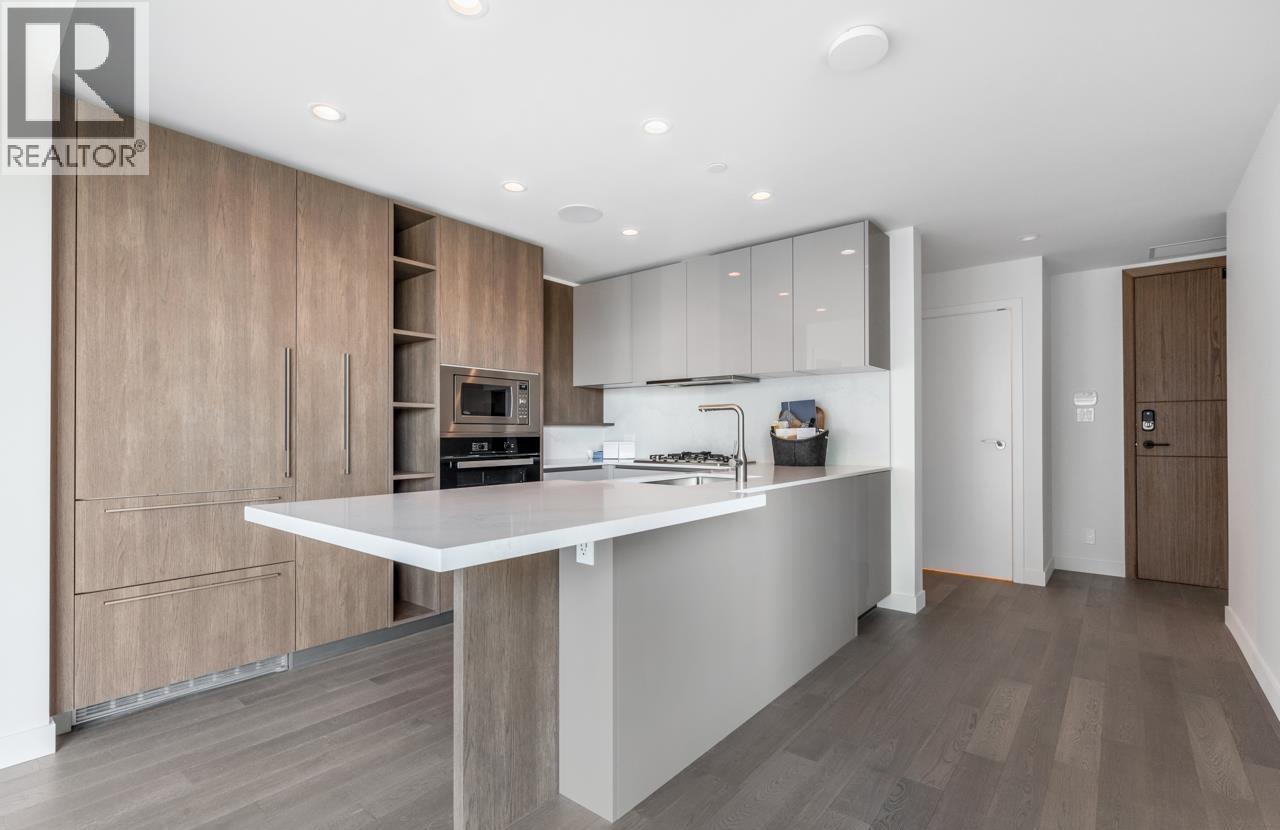 Listing Picture 7 of 33 : 608 6811 PEARSON WAY, Richmond / 烈治文 - 魯藝地產 Yvonne Lu Group - MLS Medallion Club Member