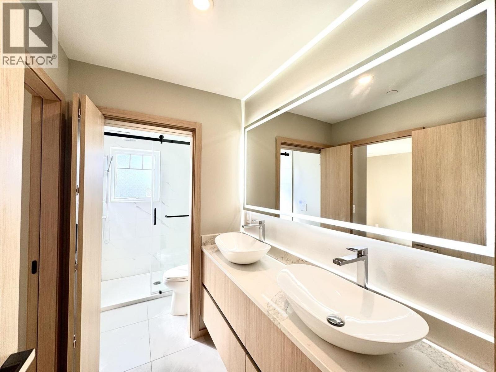 5216 Rupert Street, Vancouver, British Columbia  V5R 2J9 - Photo 8 - R3034716