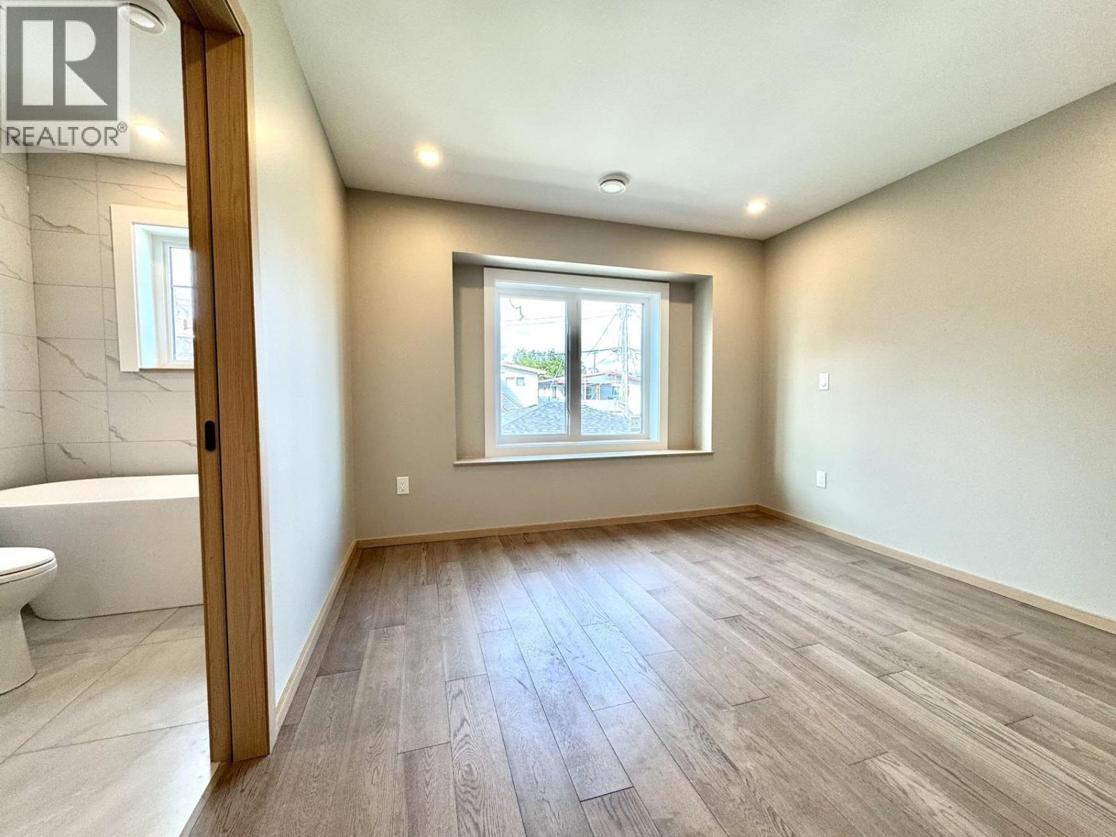5216 Rupert Street, Vancouver, British Columbia  V5R 2J9 - Photo 5 - R3034716