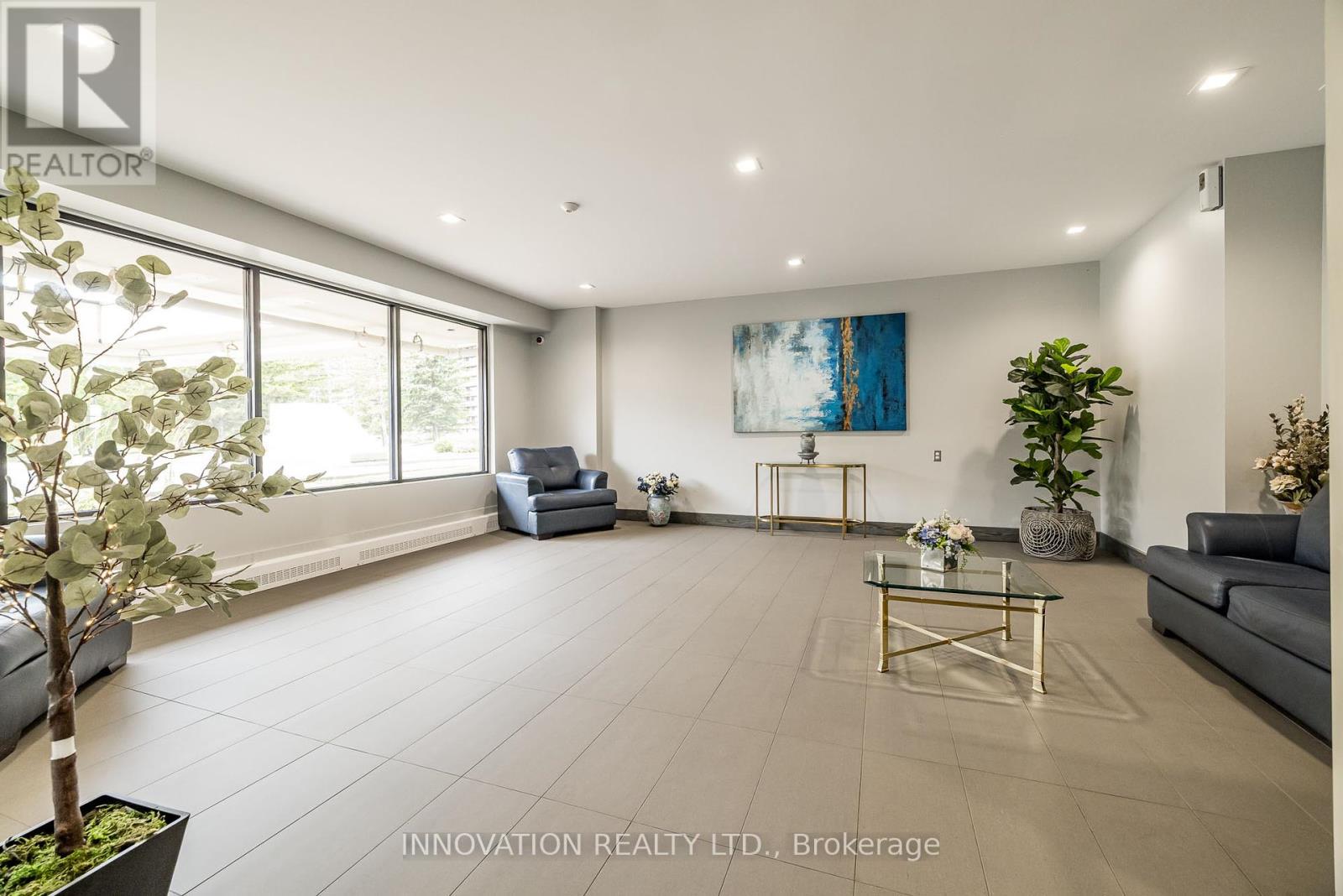 307 - 665 Bathgate Drive, Ottawa, Ontario  K1K 3Y4 - Photo 6 - X12331804